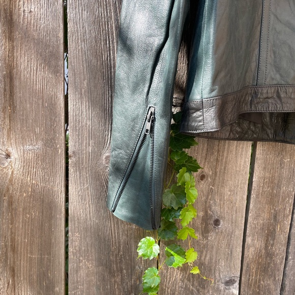 Theory Maisie Leather Moto Jacket Womens Sz Large - Picture 9 of 10